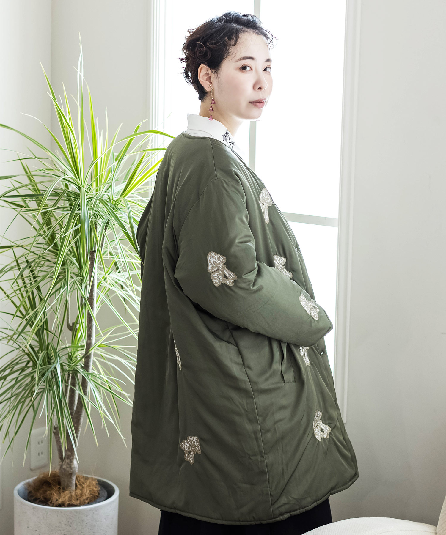 143733：スカラーちゃん×キノコ刺繍 ヨークフリル異素材切替